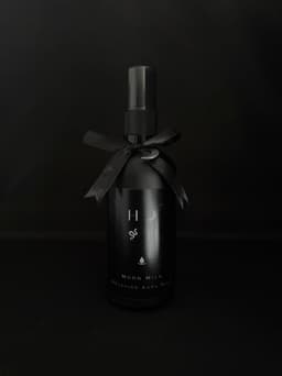 Moon Milk | Aura