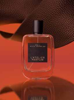 Mystic Leather-oud