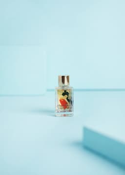 Kabuki Little Luxe